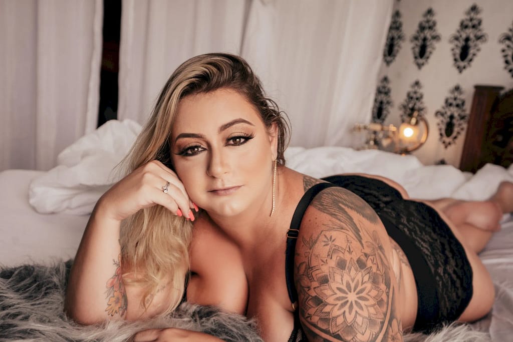 Perchè scattiamo una fotografia? Progetto boudoir curvy